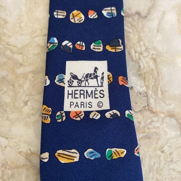 Hermes 100% Silk Tie - Picture 7 of 9